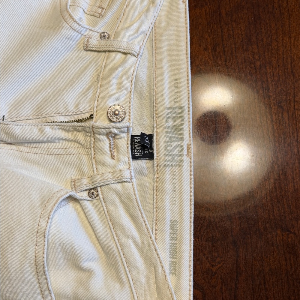 Relash Light Wash Jeans 24